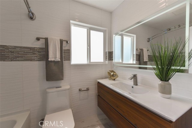 28820 Indian Valley Road, Palos Verdes Peninsula, California 90275, 4 Bedrooms Bedrooms, ,3 BathroomsBathrooms,Residential,Sold,Indian Valley,WS21048974