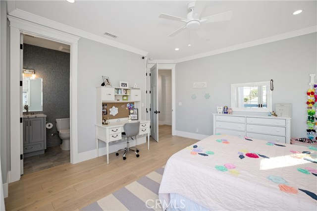 1436 23rd Street, Manhattan Beach, California 90266, 6 Bedrooms Bedrooms, ,6 BathroomsBathrooms,Residential,Sold,23rd,SB21003333