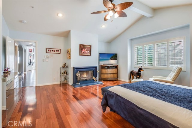 702 Juanita Avenue, Redondo Beach, California 90277, 4 Bedrooms Bedrooms, ,3 BathroomsBathrooms,Residential,Sold,Juanita,PV17180405