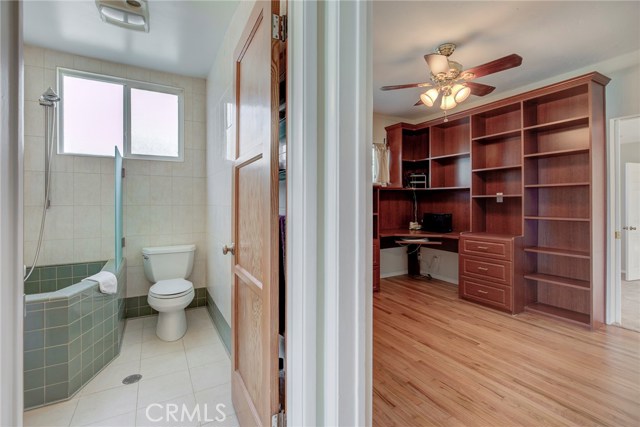 2511 Spreckels Lane, Redondo Beach, California 90278, 3 Bedrooms Bedrooms, ,2 BathroomsBathrooms,Residential,Sold,Spreckels,SB19085643