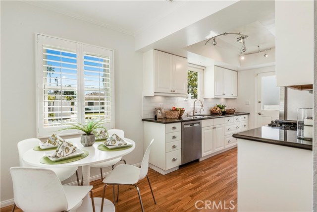 2509 Fisk Lane, Redondo Beach, California 90278, 3 Bedrooms Bedrooms, ,2 BathroomsBathrooms,Residential,Sold,Fisk,PV20203875