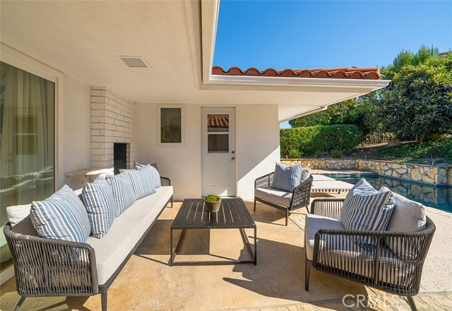 6040 Via Sonoma, Rancho Palos Verdes, California 90275, 3 Bedrooms Bedrooms, ,2 BathroomsBathrooms,Residential,Sold,Via Sonoma,SB20208115