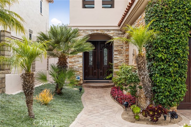 556 Helberta Avenue, Redondo Beach, California 90277, 4 Bedrooms Bedrooms, ,3 BathroomsBathrooms,Residential,Sold,Helberta,SB20115662