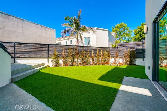 521 Helberta Avenue, Redondo Beach, California 90277, 4 Bedrooms Bedrooms, ,3 BathroomsBathrooms,Residential,Sold,Helberta,SB19088015