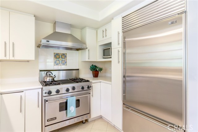 11 Evergreen Lane, Manhattan Beach, California 90266, 3 Bedrooms Bedrooms, ,2 BathroomsBathrooms,Residential,Sold,Evergreen,SB19068219