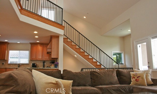 219 Lucia Avenue, Redondo Beach, California 90277, 3 Bedrooms Bedrooms, ,2 BathroomsBathrooms,Residential,Sold,Lucia,PV18248811