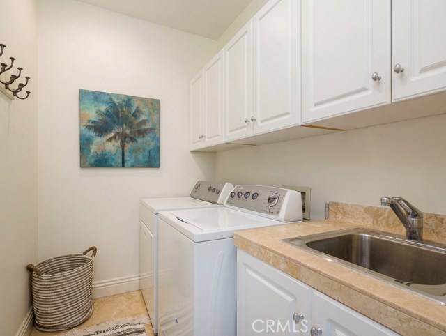 1914 Ernest Avenue, Redondo Beach, California 90278, 4 Bedrooms Bedrooms, ,2 BathroomsBathrooms,Residential,Sold,Ernest,SB21015846