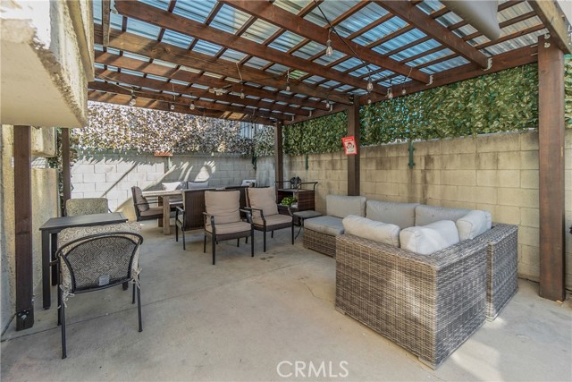 2 Bed Home for Sale in Valley Village, California