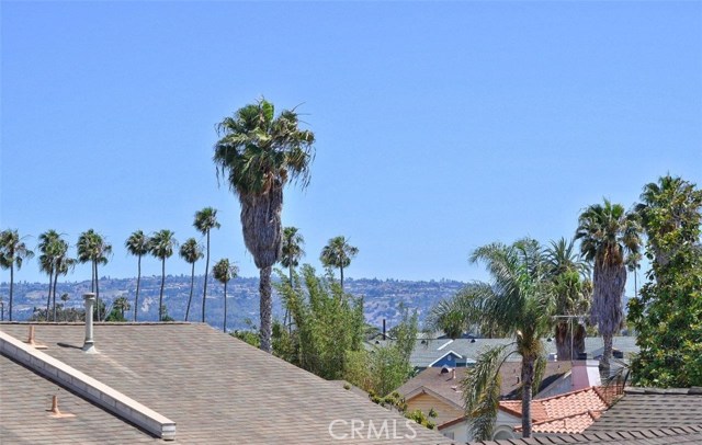 722 Irena Avenue, Redondo Beach, California 90277, 3 Bedrooms Bedrooms, ,2 BathroomsBathrooms,Residential,Sold,Irena,PV18154458