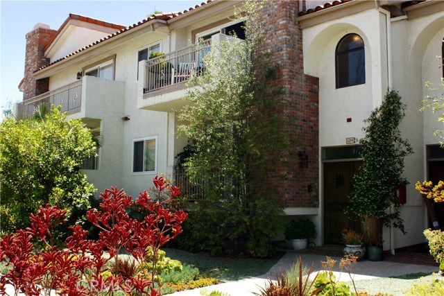 1219 Catalina Avenue, Redondo Beach, California 90277, 4 Bedrooms Bedrooms, ,4 BathroomsBathrooms,Residential,Sold,Catalina,SB17109861