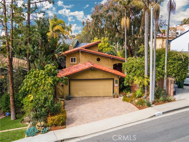 2217 Valley Drive, Manhattan Beach, California 90266, 4 Bedrooms Bedrooms, ,2 BathroomsBathrooms,Residential,Sold,Valley,SB21051487
