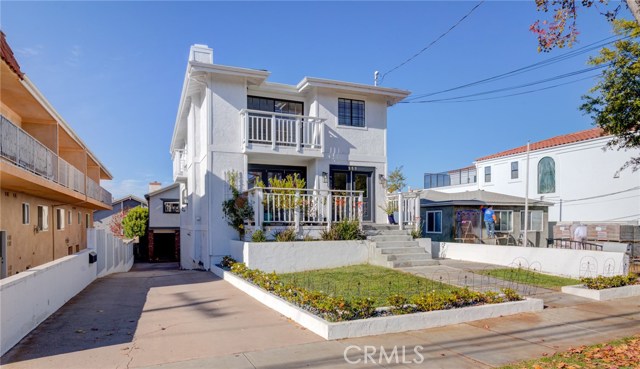 111 Lucia Avenue, Redondo Beach, California 90277, 3 Bedrooms Bedrooms, ,2 BathroomsBathrooms,Residential,Sold,Lucia,PV20254689