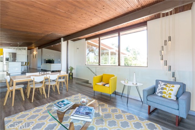 141 Vista Del Parque, Redondo Beach, California 90277, 4 Bedrooms Bedrooms, ,2 BathroomsBathrooms,Residential,Sold,Vista Del Parque,PV17151169