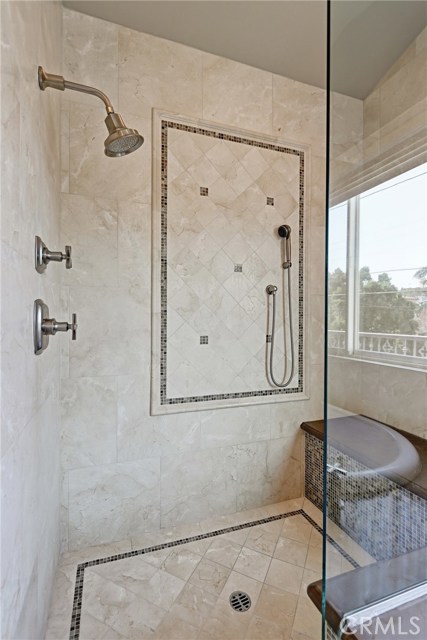 3524 Laurel Avenue, Manhattan Beach, California 90266, 5 Bedrooms Bedrooms, ,2 BathroomsBathrooms,Residential,Sold,Laurel,SB17280201