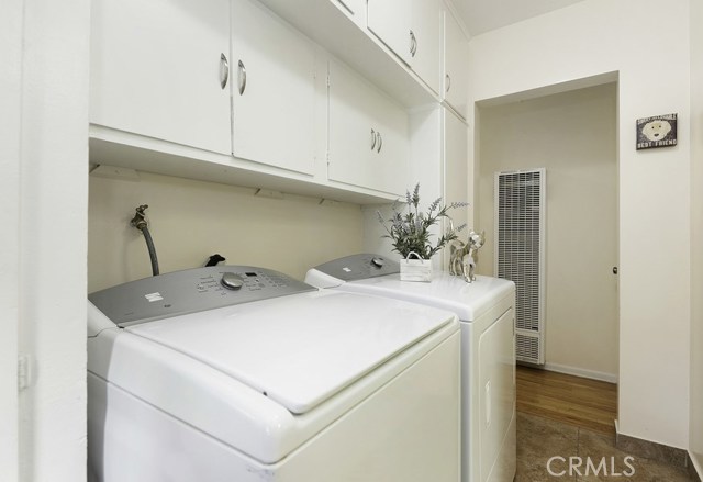 1713 Wendy Way, Manhattan Beach, California 90266, 2 Bedrooms Bedrooms, ,1 BathroomBathrooms,Residential,Sold,Wendy,SW18295611