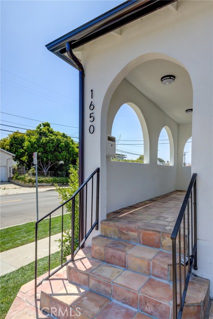 1650 21st Street, Manhattan Beach, California 90266, 4 Bedrooms Bedrooms, ,2 BathroomsBathrooms,Residential,Sold,21st,SB20149105 1650 21st Street, Manhattan Beach, California 90266, 4 Bedrooms Bedrooms, ,2 BathroomsBathrooms,Residential,Sold,21st,SB20149105