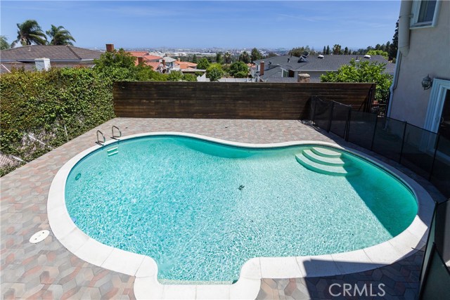2175 Rockinghorse Road, Rancho Palos Verdes, California 90275, 4 Bedrooms Bedrooms, ,3 BathroomsBathrooms,Residential,Sold,Rockinghorse,SB17090974