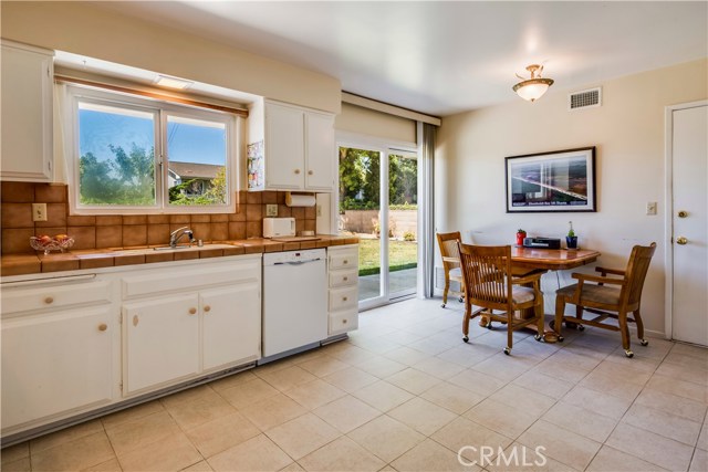 6925 Clovercliff Drive, Rancho Palos Verdes, California 90275, 5 Bedrooms Bedrooms, ,3 BathroomsBathrooms,Residential,Sold,Clovercliff,PV18117503