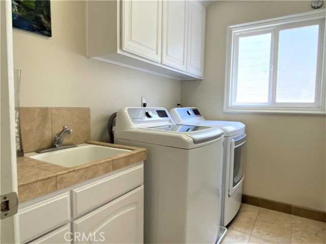 1916 Ruhland Avenue, Redondo Beach, California 90278, 4 Bedrooms Bedrooms, ,2 BathroomsBathrooms,Residential,Sold,Ruhland,SB20155970