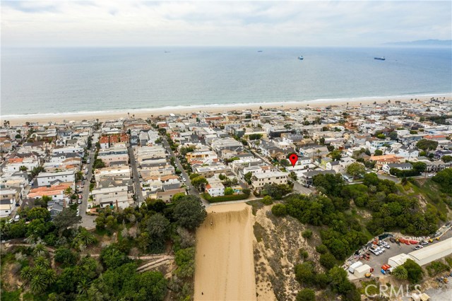 Proximity to Sand Dune Park.