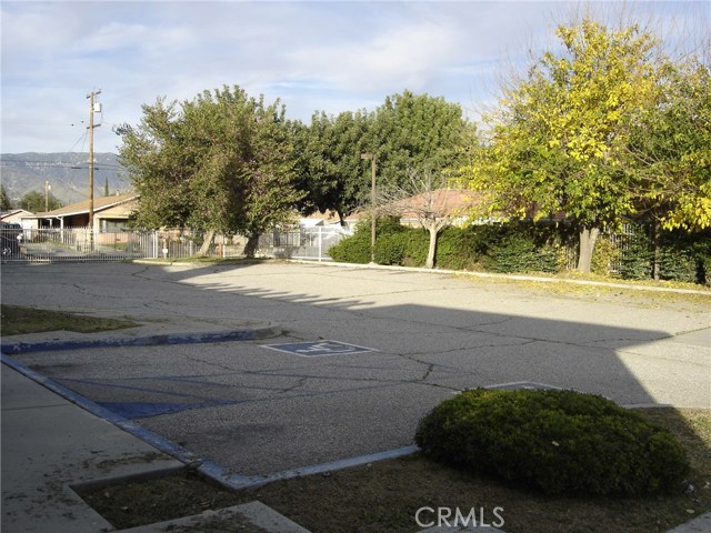 8th, 92411, ,Commercial,For Sale,8th,EV20129321