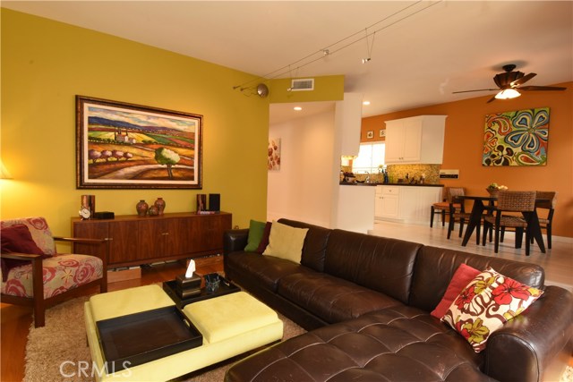 Super family room off the kitchen/casual eating area