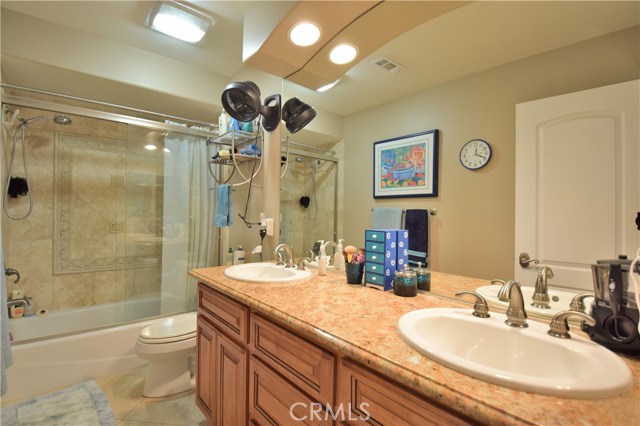 2605 Vanderbilt Lane, Redondo Beach, California 90278, 3 Bedrooms Bedrooms, ,2 BathroomsBathrooms,Residential,Sold,Vanderbilt,SB18156259