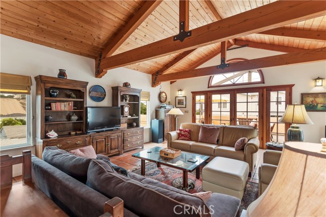 595 31st Street, Manhattan Beach, California 90266, 4 Bedrooms Bedrooms, ,1 BathroomBathrooms,Residential,Sold,31st,SB20193425