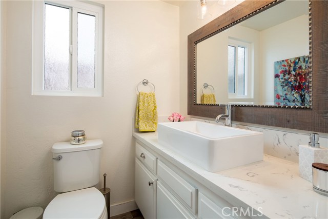 1107 Rindge Lane, Redondo Beach, California 90278, 3 Bedrooms Bedrooms, ,2 BathroomsBathrooms,Residential,Sold,Rindge,SB19170544