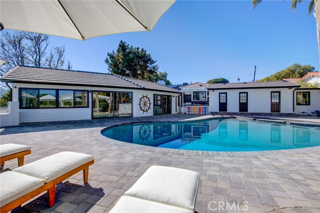 4511 Marloma Drive, Rolling Hills Estates, California 90274, 5 Bedrooms Bedrooms, ,2 BathroomsBathrooms,Residential,Sold,Marloma,PV19267077