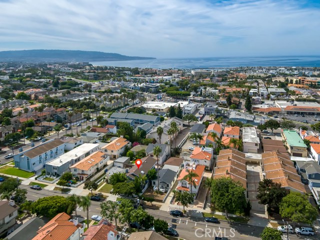 711 Irena Avenue, Redondo Beach, California 90277, 4 Bedrooms Bedrooms, ,2 BathroomsBathrooms,Residential,Sold,Irena,SB19226574