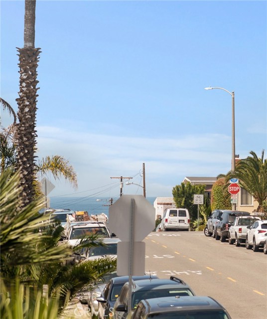 408 Longfellow Avenue, Hermosa Beach, California 90254, 2 Bedrooms Bedrooms, ,2 BathroomsBathrooms,Residential,Sold,Longfellow,SB18112433