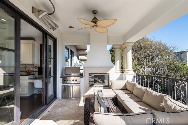 608 15th Street, Manhattan Beach, California 90266, 5 Bedrooms Bedrooms, ,4 BathroomsBathrooms,Residential,Sold,15th,SB19171932