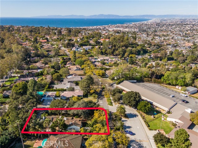 300 Via Adarme, Palos Verdes Estates, California 90274, 4 Bedrooms Bedrooms, ,3 BathroomsBathrooms,Residential,Sold,Via Adarme,PV21040831