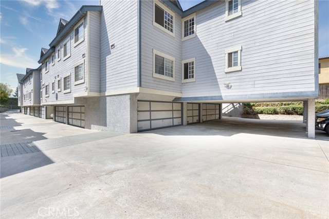 Detail Gallery Image 1 of 1 For 343 W Central Ave #N,  Monrovia,  CA 91016 - 2 Beds | 2 Baths