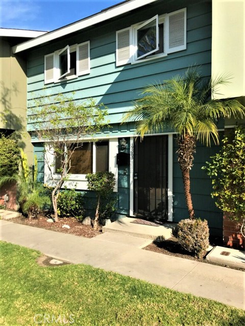 Photo of 19865 Vermont Lane, Huntington Beach, CA 92646