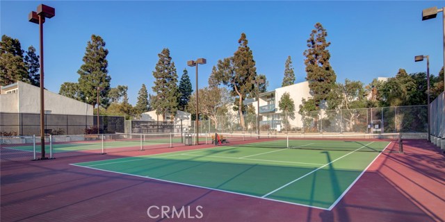 601 Prospect Avenue, Redondo Beach, California 90277, 2 Bedrooms Bedrooms, ,1 BathroomBathrooms,Residential,Sold,Prospect,SB18289971