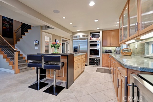 512 3rd Street, Manhattan Beach, California 90266, 3 Bedrooms Bedrooms, ,3 BathroomsBathrooms,Residential,Sold,3rd,SB18066337