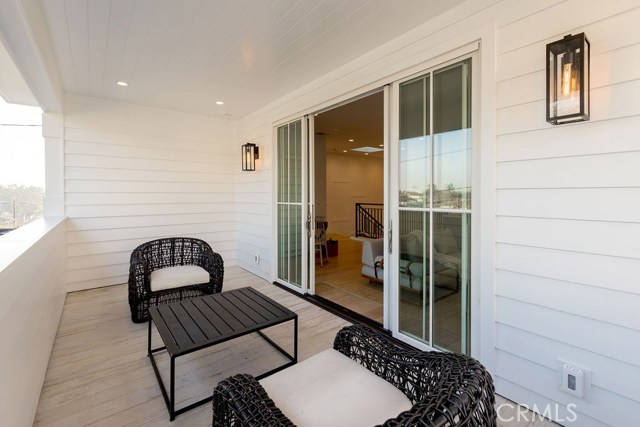Comfortable balcony with wide open views