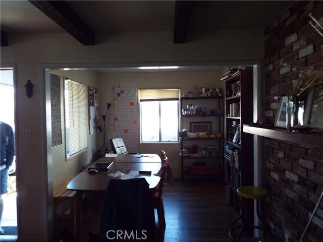 1162 Chestnut Avenue, Manhattan Beach, California 90266, 3 Bedrooms Bedrooms, ,1 BathroomBathrooms,Residential,Sold,Chestnut,SB17073344