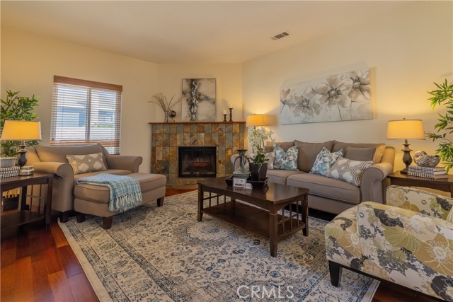 1916 Carnegie Lane, Redondo Beach, California 90278, 3 Bedrooms Bedrooms, ,2 BathroomsBathrooms,Residential,Sold,Carnegie,SB21008492