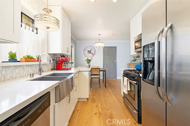 627 Guadalupe Avenue, Redondo Beach, California 90277, 3 Bedrooms Bedrooms, ,1 BathroomBathrooms,Residential,Sold,Guadalupe,SB21051197