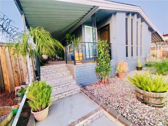 19009 Laurel Park RD #129, Rancho Dominguez, CA 90220