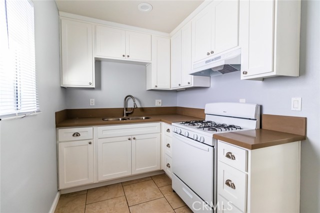 Income Home for Sale in Los Angeles, California