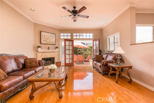 210 Prospect Avenue, Redondo Beach, California 90277, 3 Bedrooms Bedrooms, ,2 BathroomsBathrooms,Residential,Sold,Prospect,SB19105053