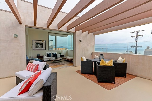 324 17th Street, Manhattan Beach, California 90266, 4 Bedrooms Bedrooms, ,4 BathroomsBathrooms,Residential,Sold,17th,SB17118466