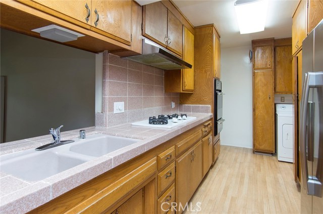 2803 Timothy Avenue, Redondo Beach, California 90278, 3 Bedrooms Bedrooms, ,1 BathroomBathrooms,Residential,Sold,Timothy,SB17070384