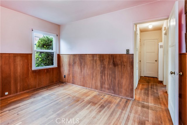 1813 Lynngrove Drive, Manhattan Beach, California 90266, 2 Bedrooms Bedrooms, ,Residential,Sold,Lynngrove,SB18291838