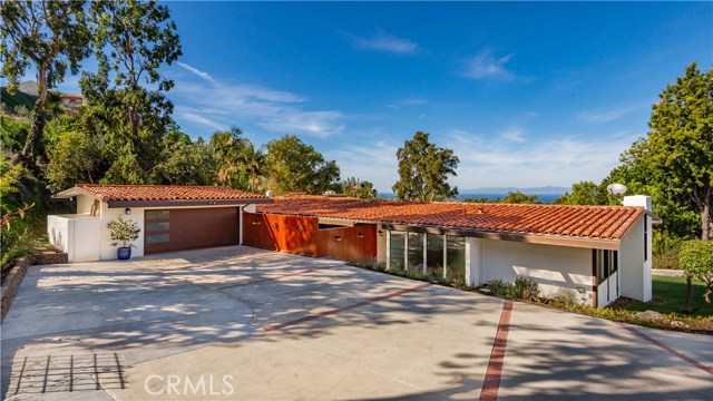 2028 Via Visalia, Palos Verdes Estates, California 90274, 4 Bedrooms Bedrooms, ,3 BathroomsBathrooms,Residential,Sold,Via Visalia,PV20020429