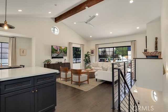 1924 Mathews Avenue, Redondo Beach, California 90278, 3 Bedrooms Bedrooms, ,2 BathroomsBathrooms,Residential,Sold,Mathews,SB21069935